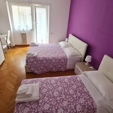 Danielle Panzió Róma